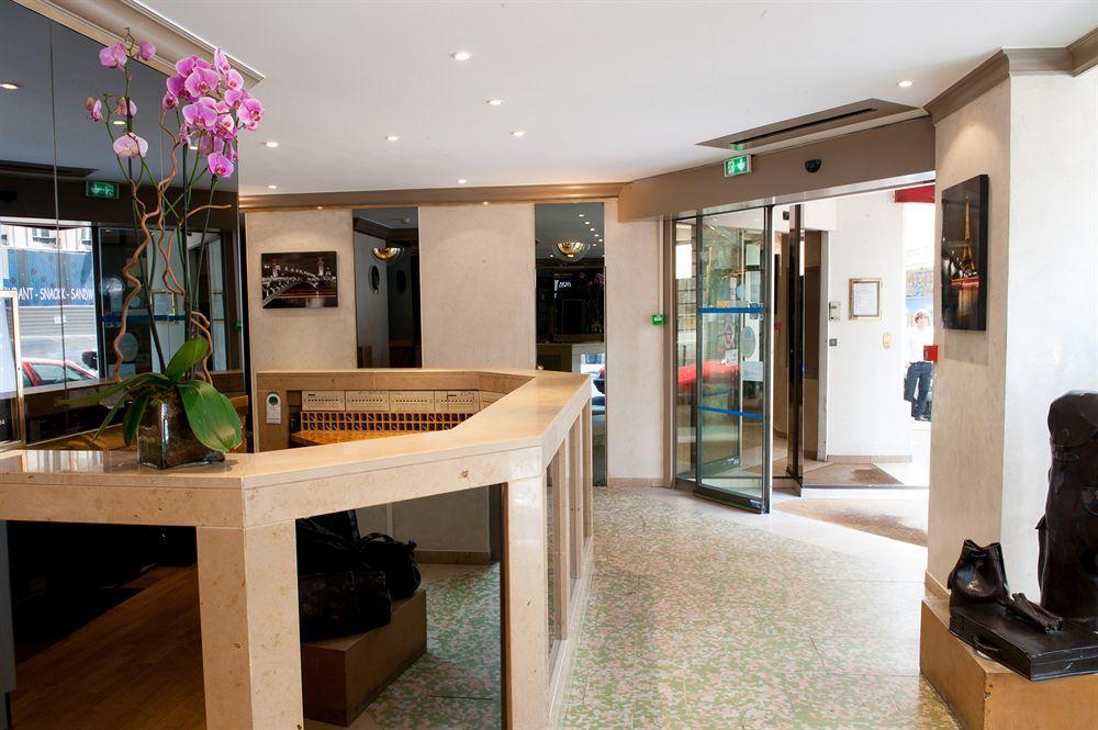 Hotel Moulin Plaza By Happyculture Париж Интерьер фото