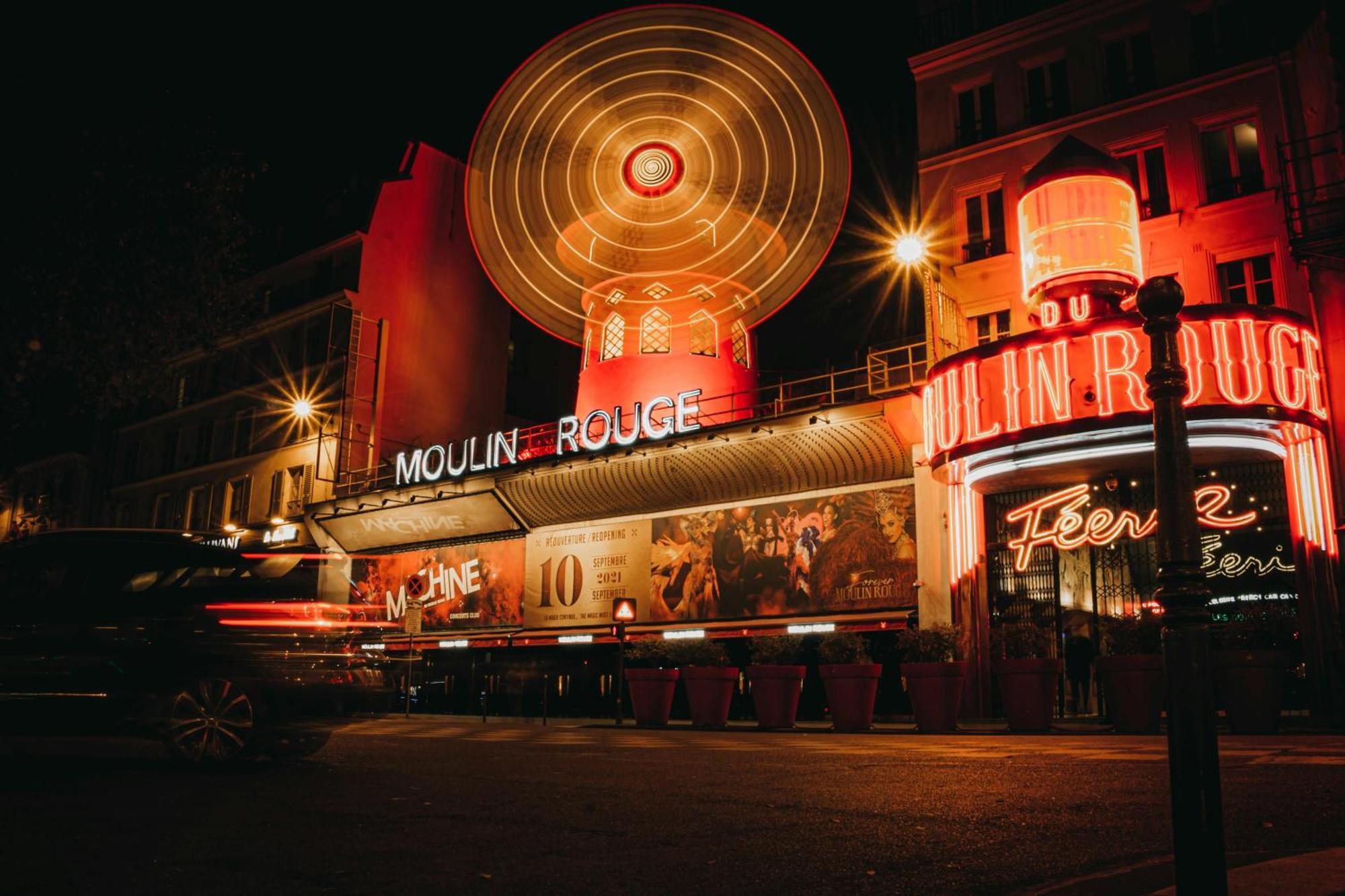 Hotel Moulin Plaza By Happyculture Париж Экстерьер фото